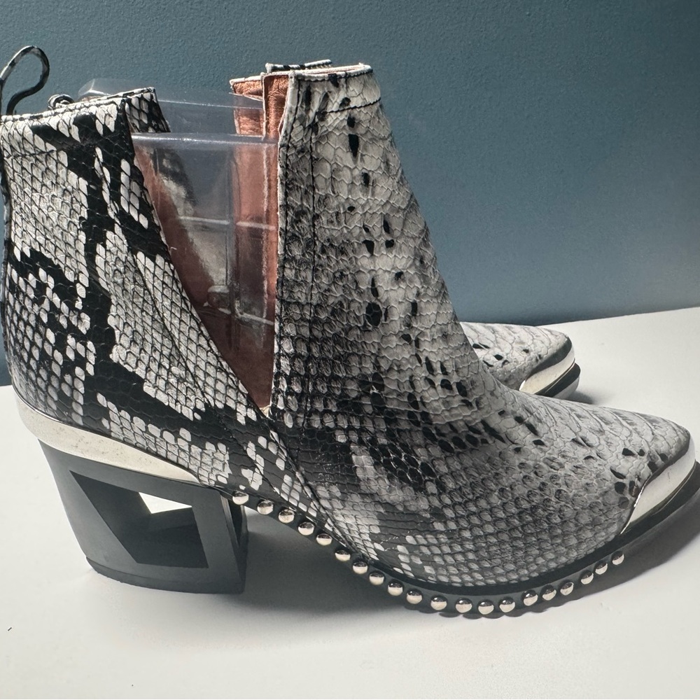 Jeffrey Campbell Optimum Snake‎ Skin Booties - Picture 11 of 14
